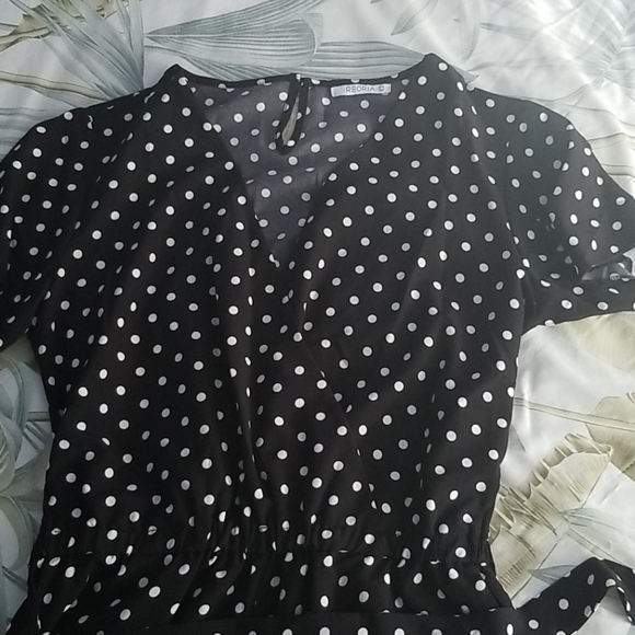 Polk-a-dot Romper - Picture 2 of 7